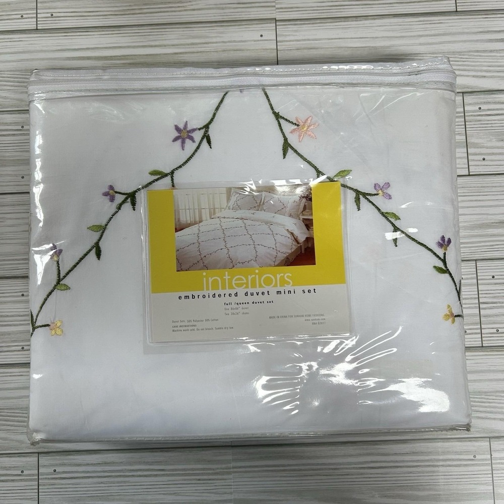 NEW VTG Interiors Full Queen Floral Embroidered Duvet Cover Pillow Shams Cottage